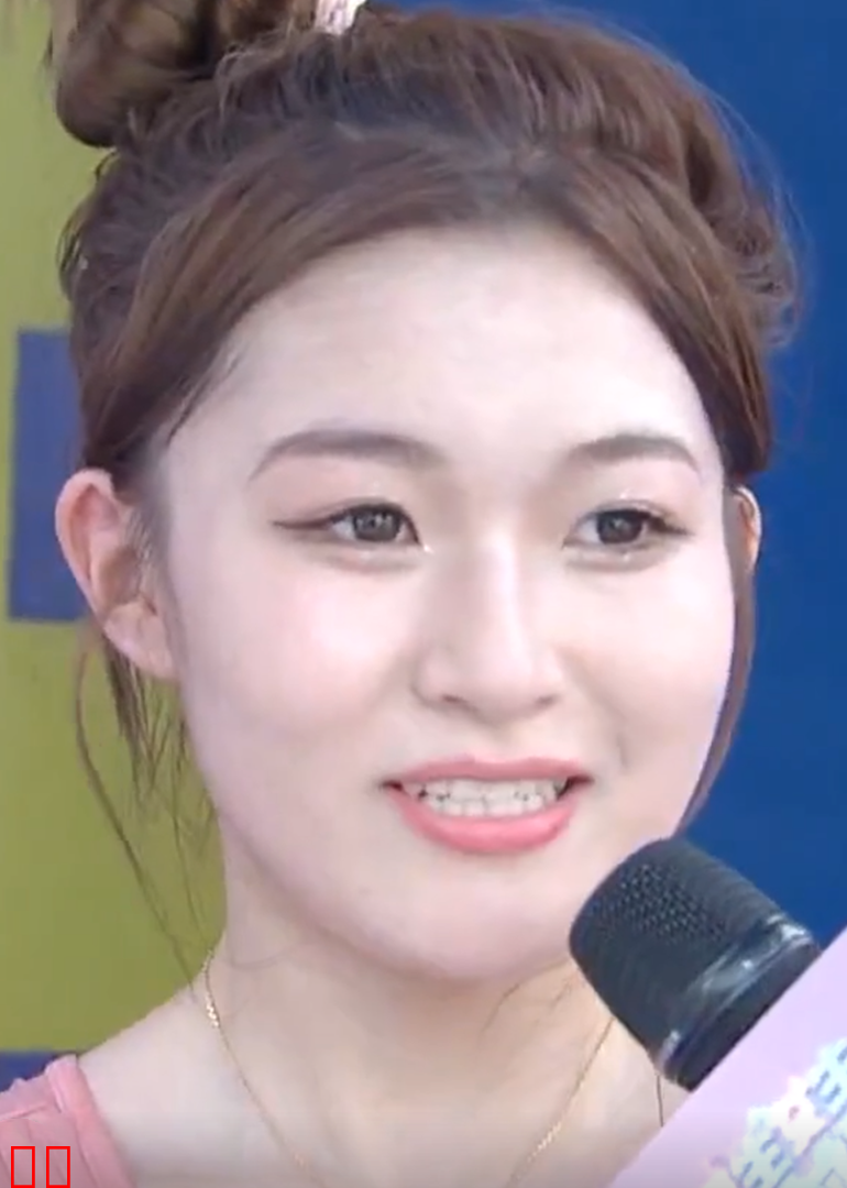 男生女生向前冲